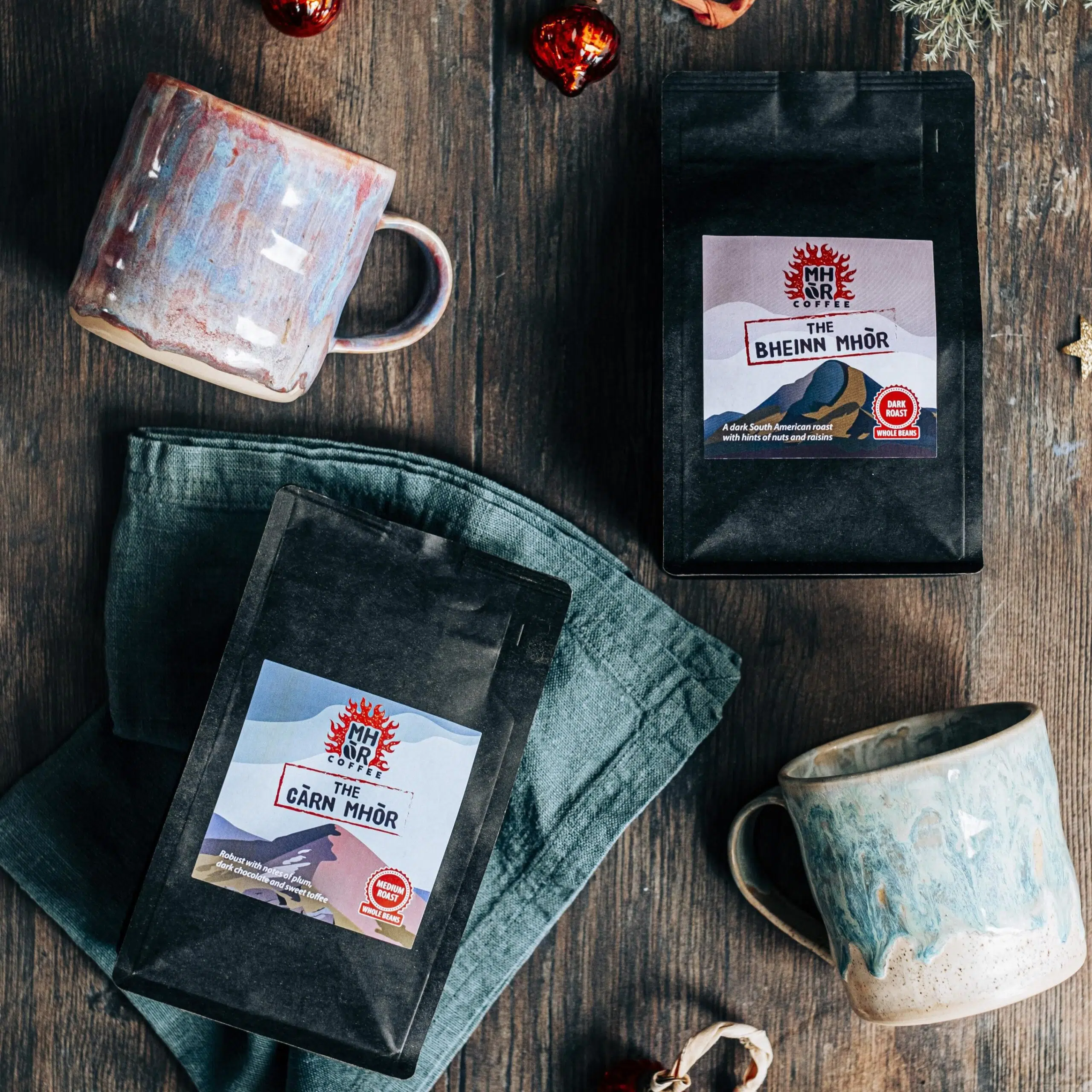 Cosy Couples Coffee & Mugs Gift Set